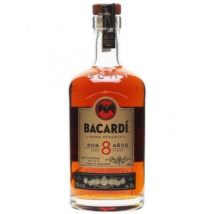 Bacardi 8 Năm