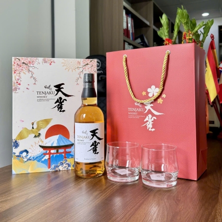 Rượu Tenjaku Pure Malt Whisky hộp quà 2026