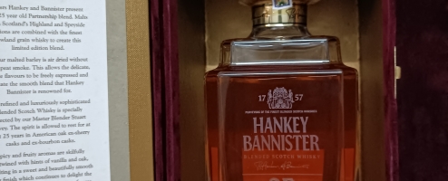 RƯỰU HANKEY BANNISTER 25 NĂM.