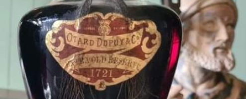 Rượu Otard Dupuy và Co Extra Old Reserve 1721.