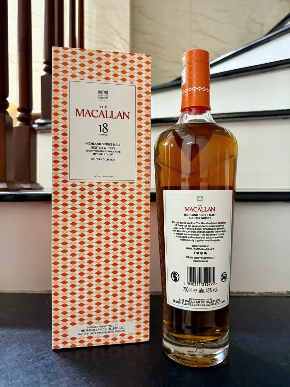 Rươu Macallan 18 năm Colour Collection
