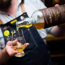 RƯỢU BALVENIE 17 YO DOUBLE WOOD