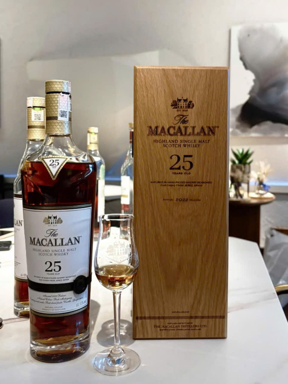 Rượu Macallan 25 Sherry Oak Cask