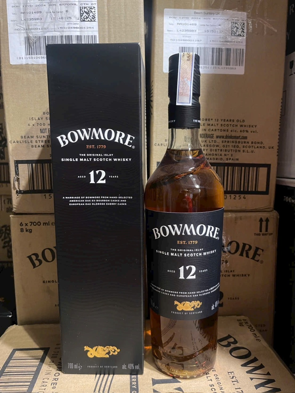 giá rượu Bowmore 12 bản giao hưởng của khói than bùn và muối biển