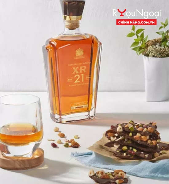 Hương vị tinh tế trong mỗi giọt rượu John Walker XR 21