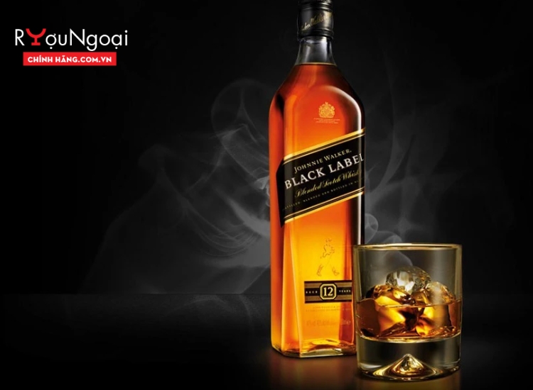 Qúa trình chưng cất để tạo nên những giọt rượu Johnnie Walker Black tinh tế