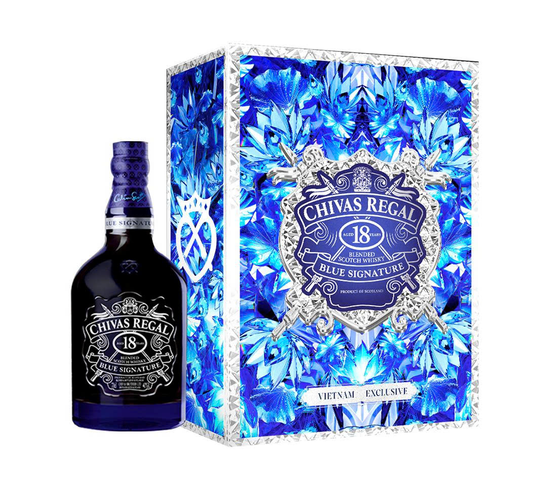 Rượu Chivas Regal  18 năm Blue Signature hộp quà năm 2026