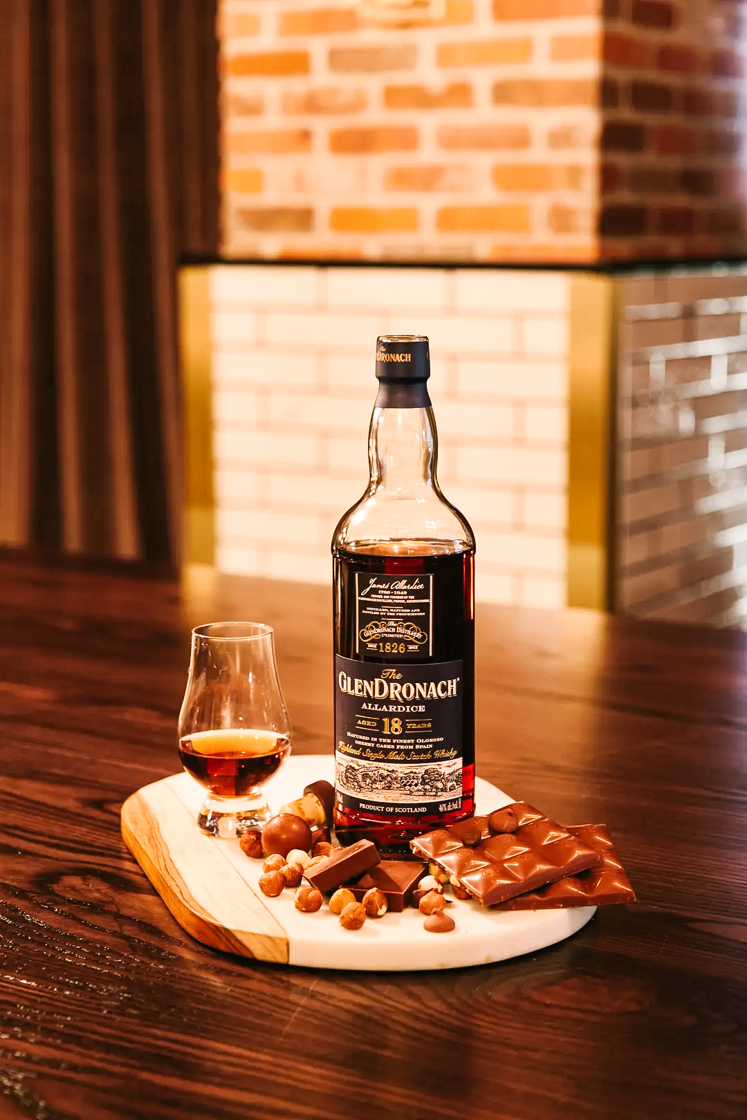 ruou glendronach 18 nam