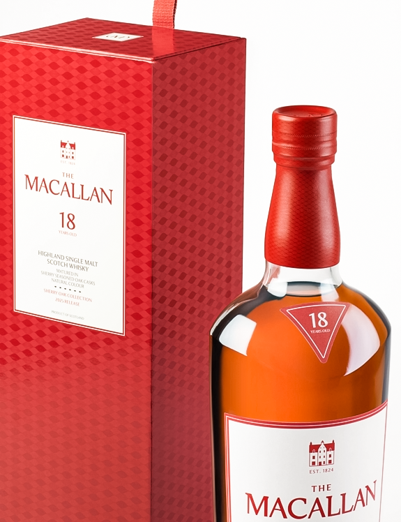 Rượu Macallan 18 Sherry Cask Collection năm 2025