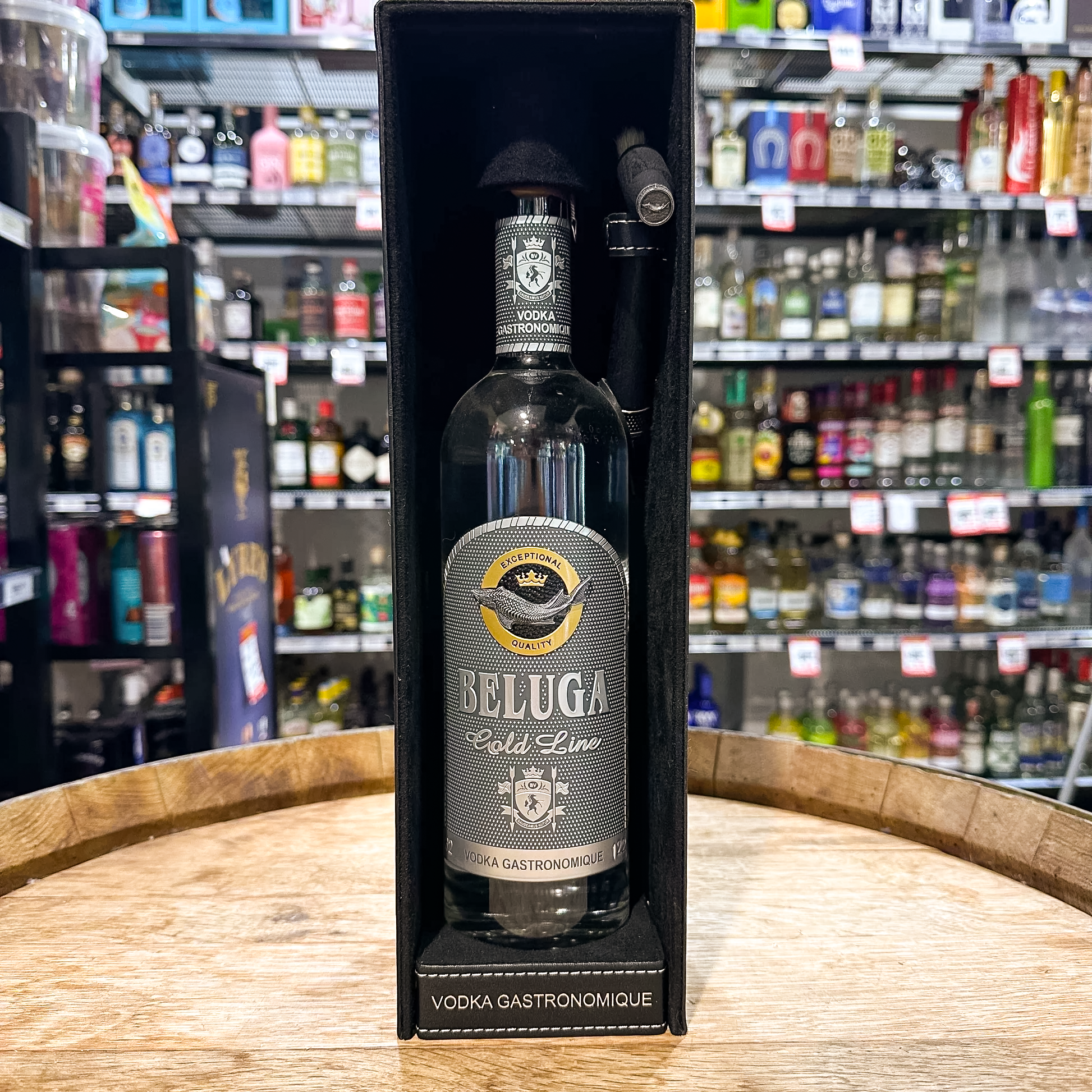 Rượu Vodka Beluga Gold Line  Hộp Ly